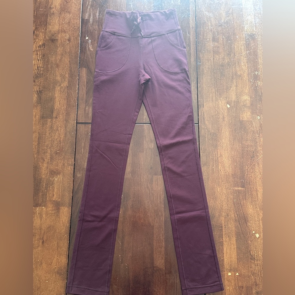 Lululemon High Waisted - Plum/Burgundy Leggings - Size 4